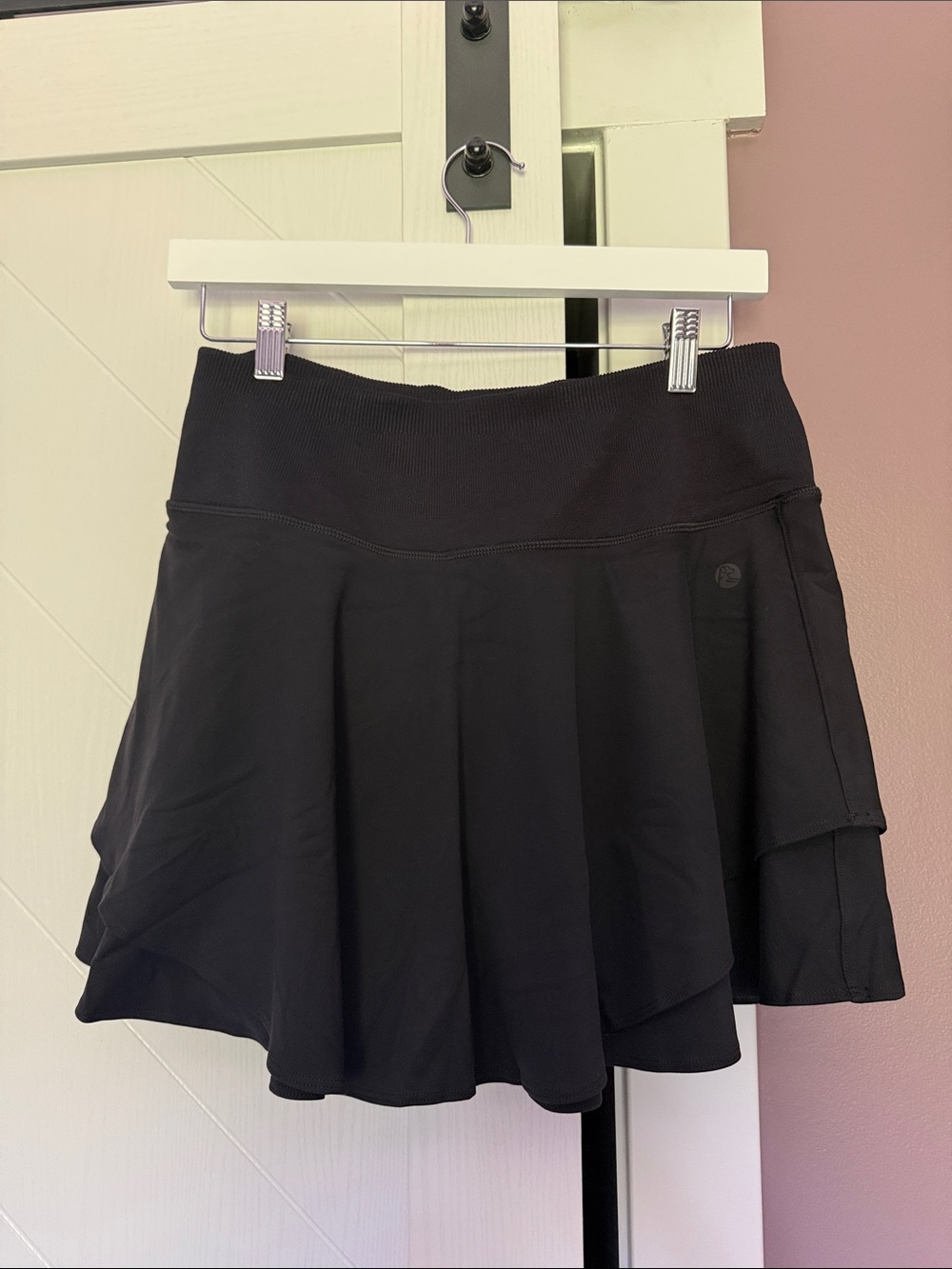 Rhoback Skort